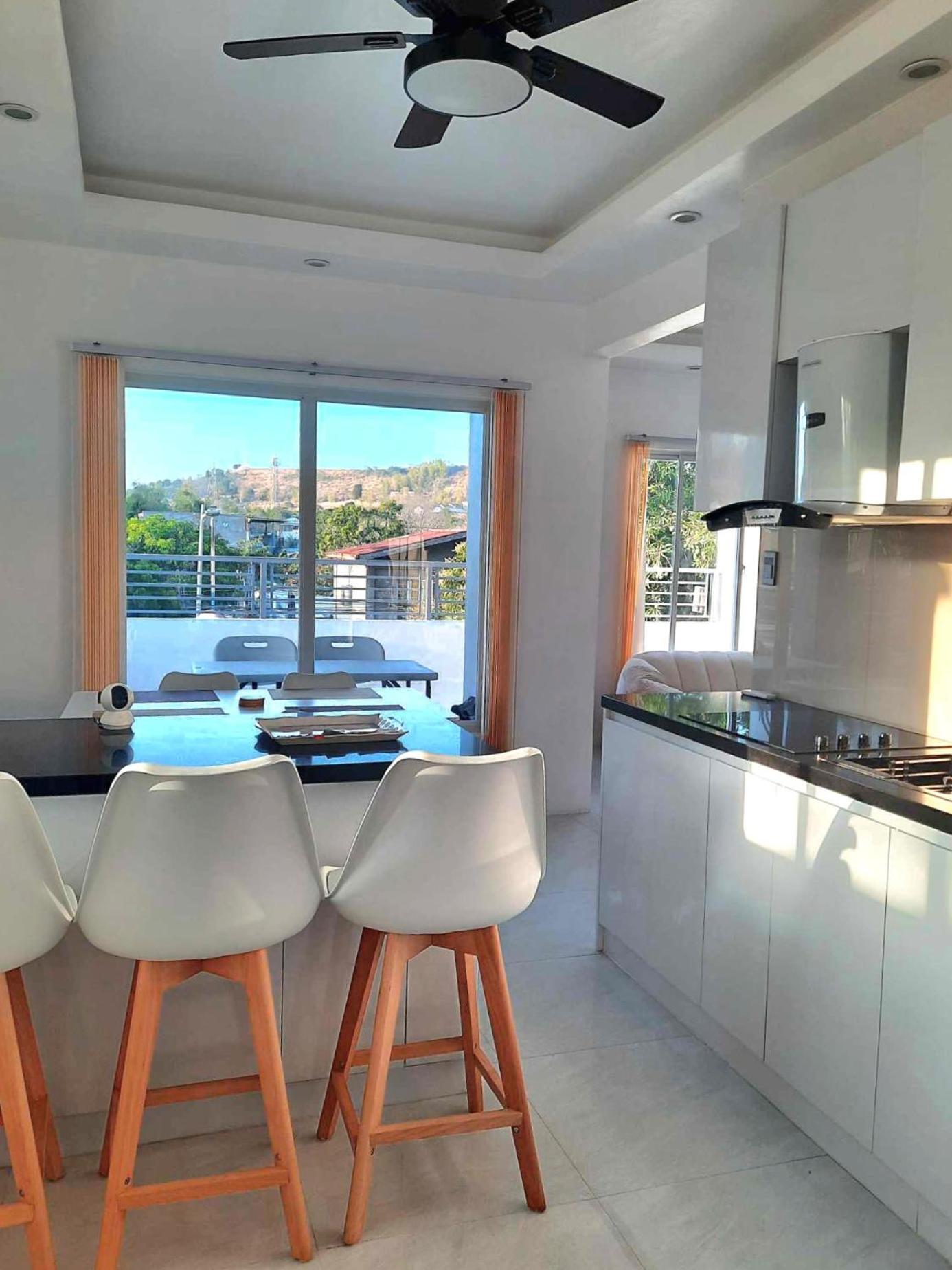 Appartement Mountain View à Binangonan Extérieur photo